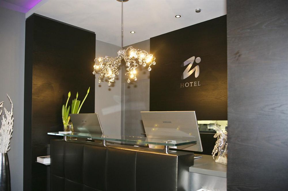 Zi Hotel Karlsruhe Buitenkant foto