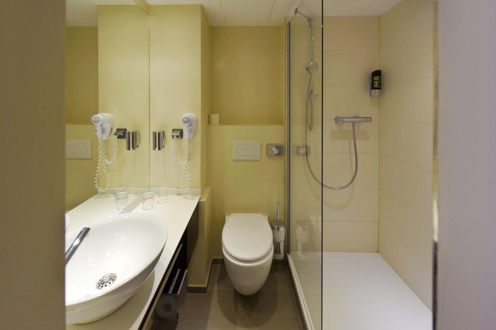 Zi Hotel Karlsruhe Buitenkant foto